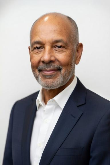 Portrait of Marcus Washington, Managing Director – Client Solutions